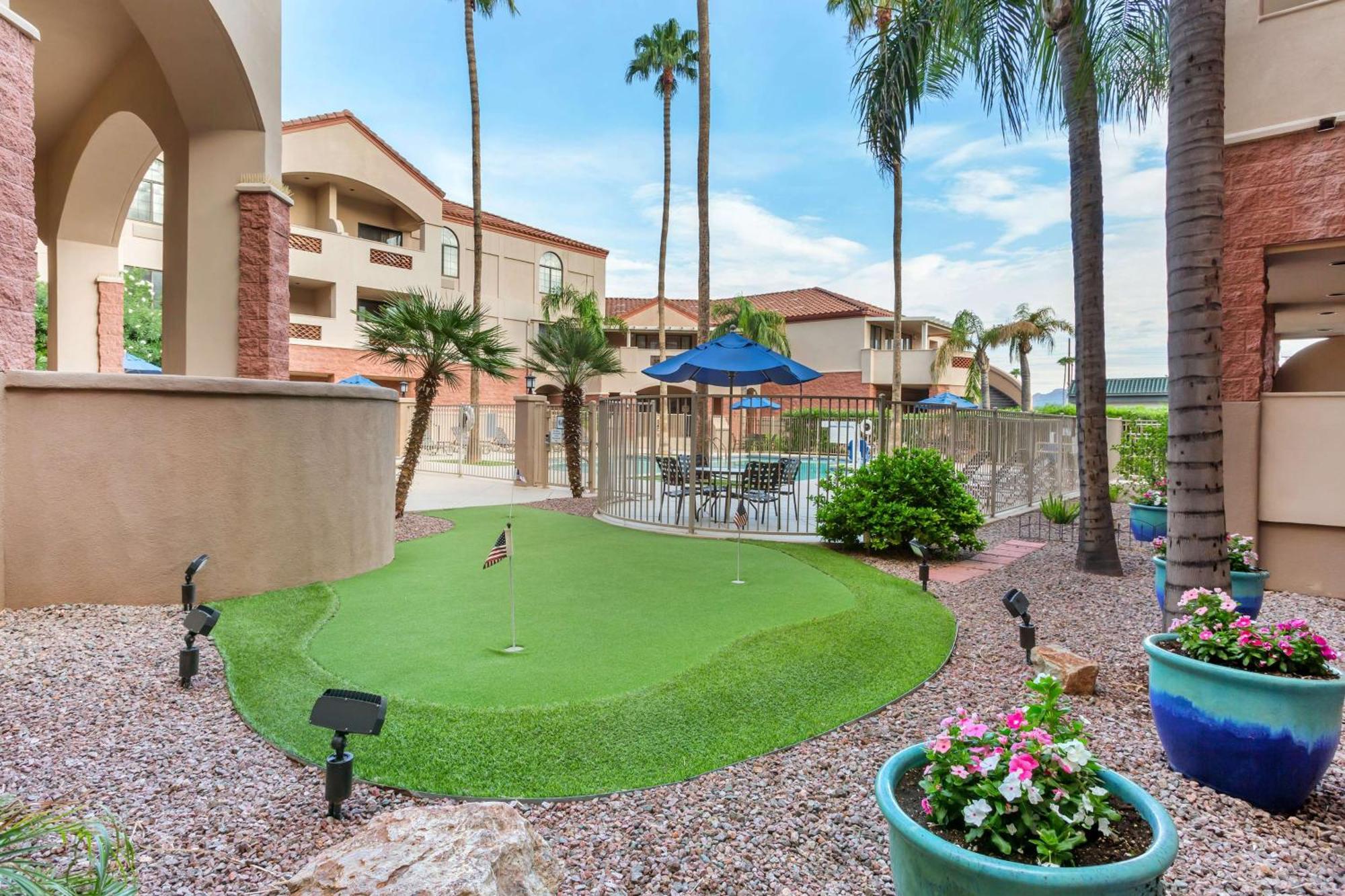 Hilton Vacation Club Varsity Club Tucson Exterior foto